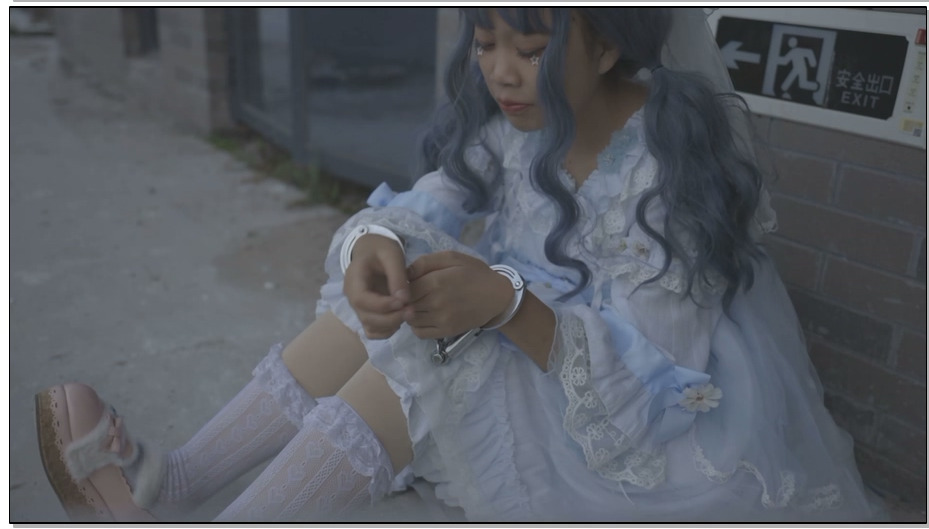 【4K映像】酥酥Lolita镣铐玩耍初体验