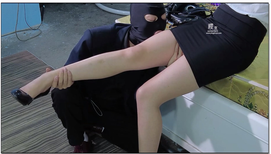 【樱束原创】职业女性遭遇猥琐男绑架