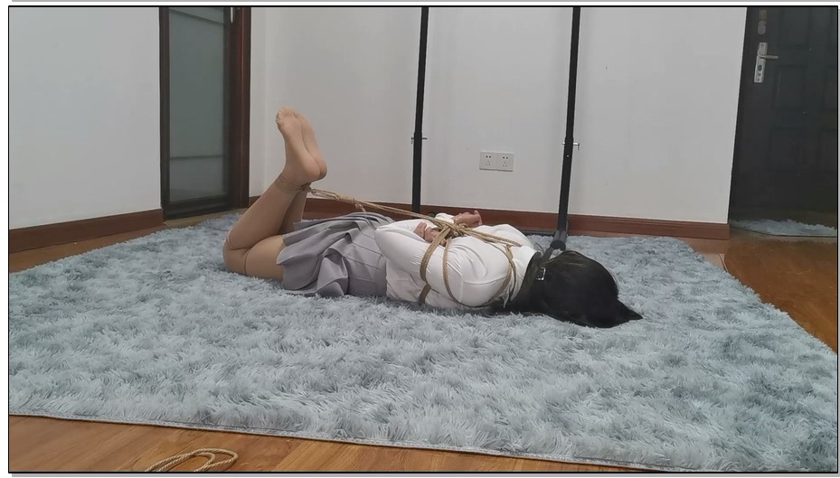 【奥特曼】猫林JK日式紧缚驷马放置1小时，妹子最终崩溃哭泣