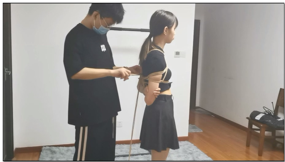 【奥特曼】小学妹珂如JK放置40分钟 马具口球+日式驷放置