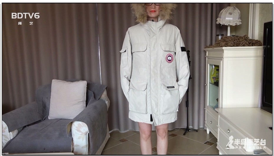 【半岛束艺】美国客户定拍：羽绒服里的美体脱缚挑战