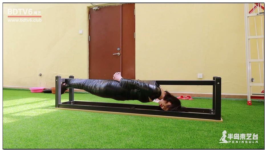 【半岛束艺】世界上独一无二的板凳用法一