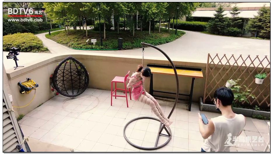 【半岛束艺】我看路人，路人看我