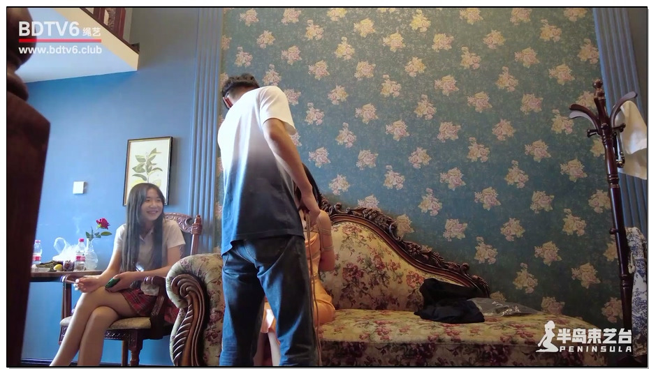 【半岛束艺】听蓝 西玛 我只想好好吃饭